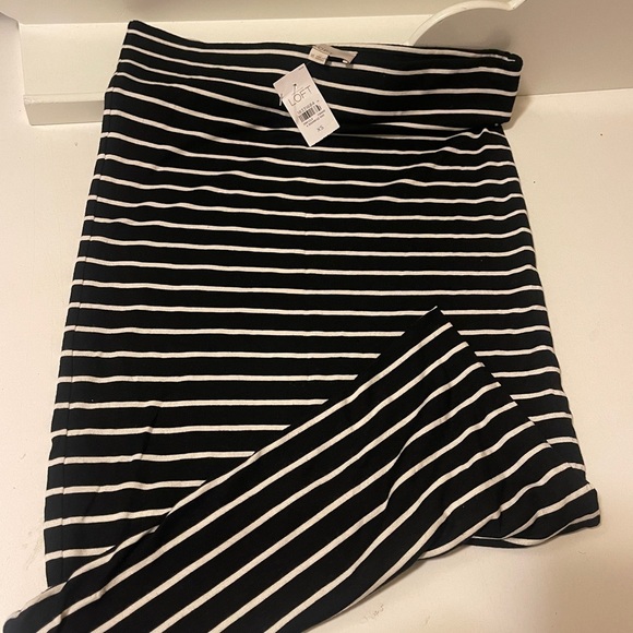 Loft pencil skirt brand new with tag size xsmall - Picture 1 of 9